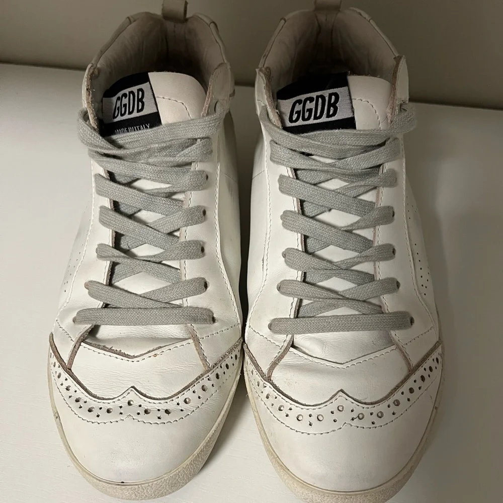 SOLD - Picture 4 of 8